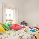 Ginjinha House - 4 Rooms - Bairro Alto - with AC!